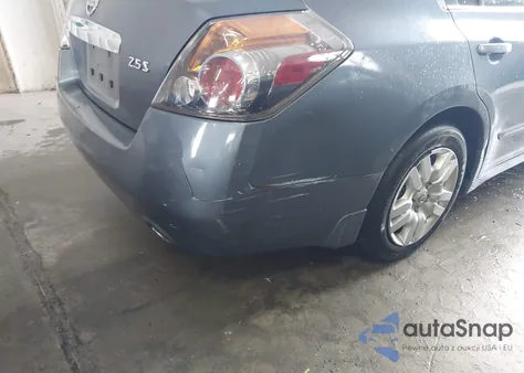 2010 Nissan Altima 2.5 S из США, поврежденный, VIN 1N4AL2AP7AN401106